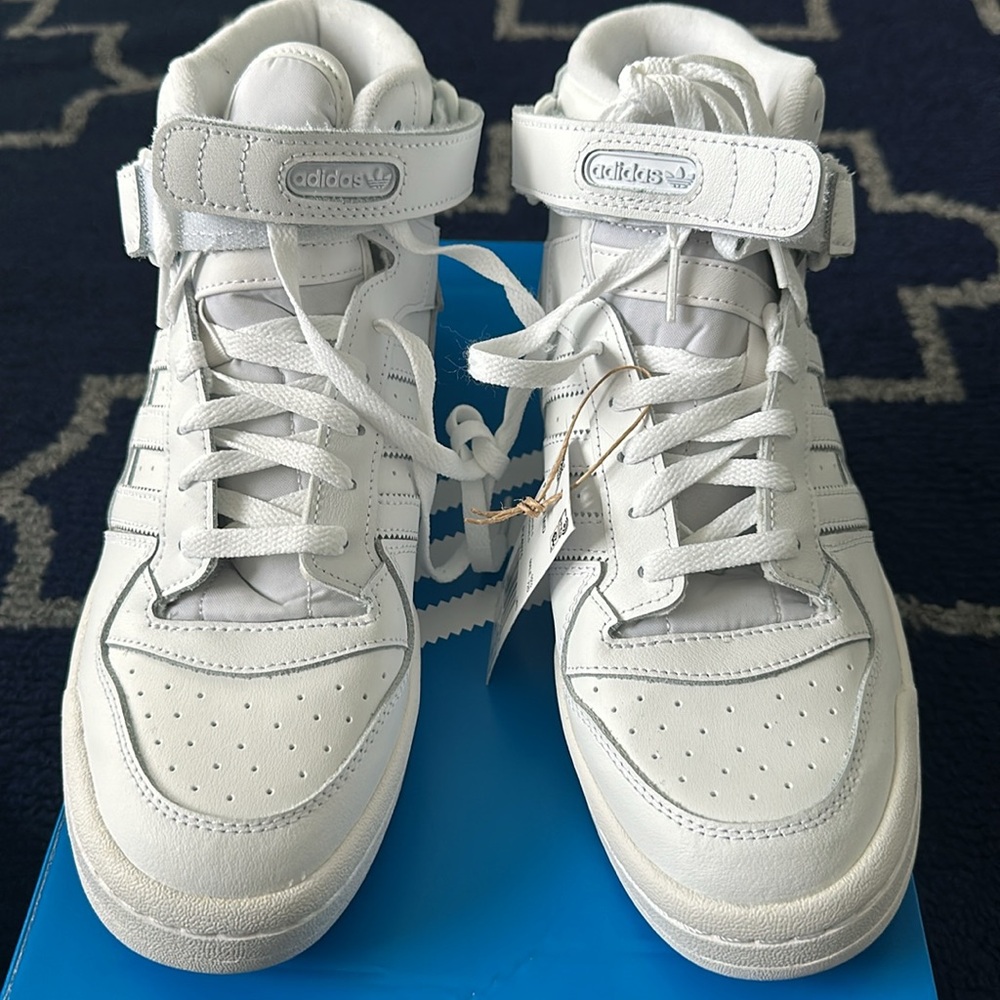 Brand New Forum Originals for Men - Picture 2 of 3
